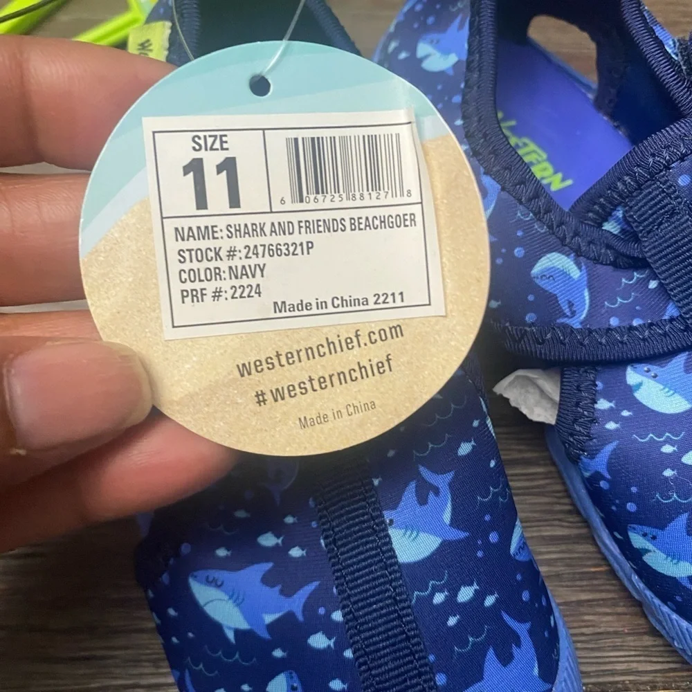 Western Chief Unisex-Child Beachgoer Neoprene Sandal Sport SZ 11 - Blue NWT